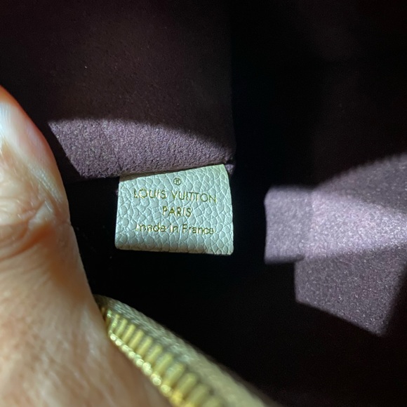 Louis Vuitton Neverfull MM Pouch Authentic - Picture 10 of 16